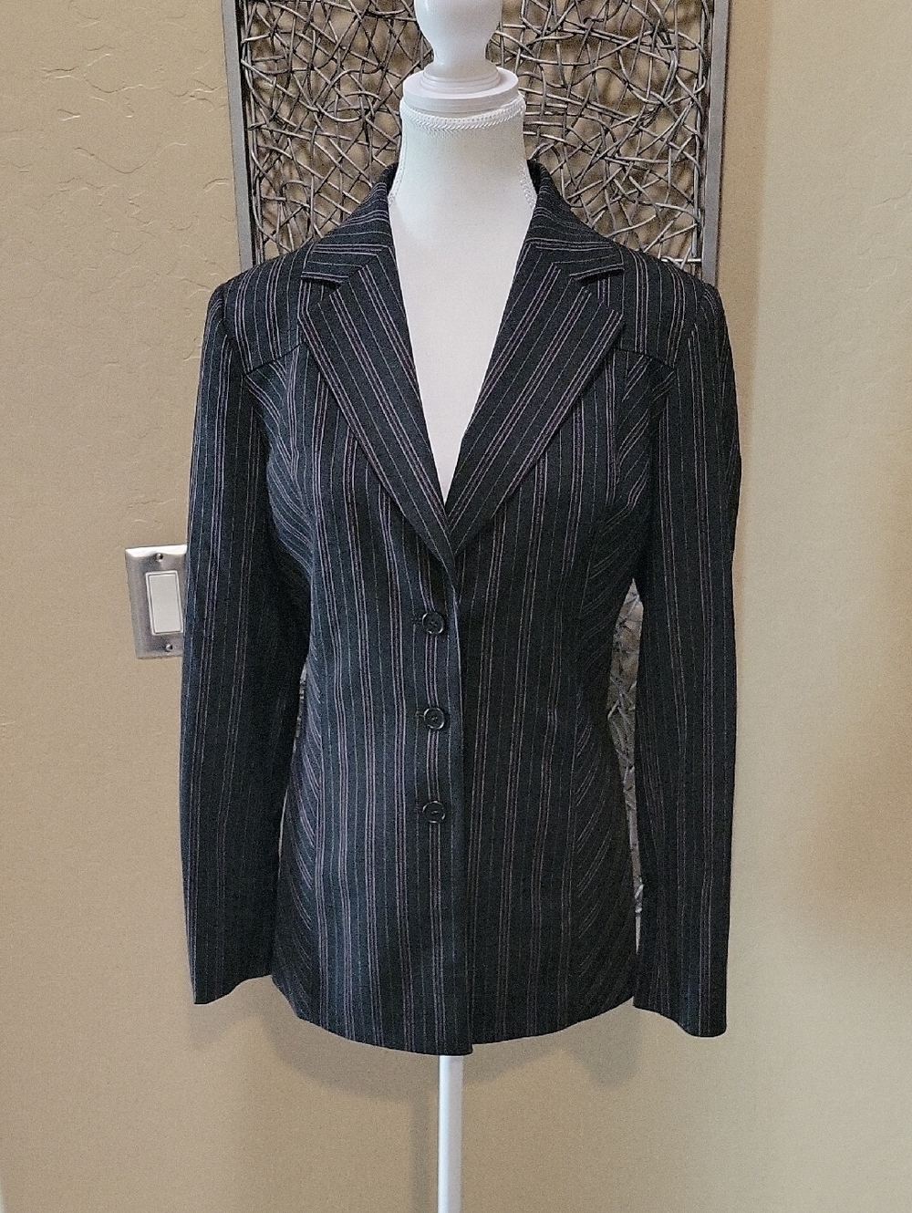 Caslon Black Pinstripe Fitted Blazer